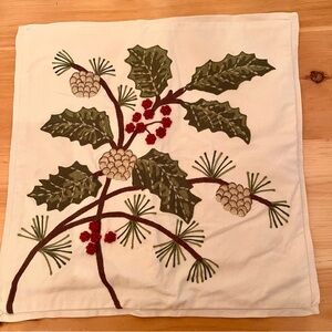 NWOT Pottery Barn Holiday Holly Berries & Pinecone Embroidered Pillow Cover 20”